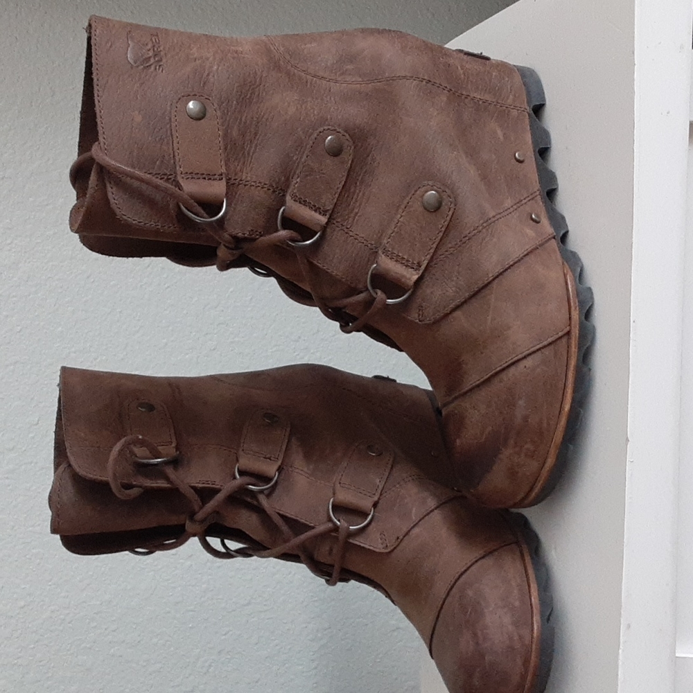 Sorel Joan of Arctic waterproof wedge rain boot